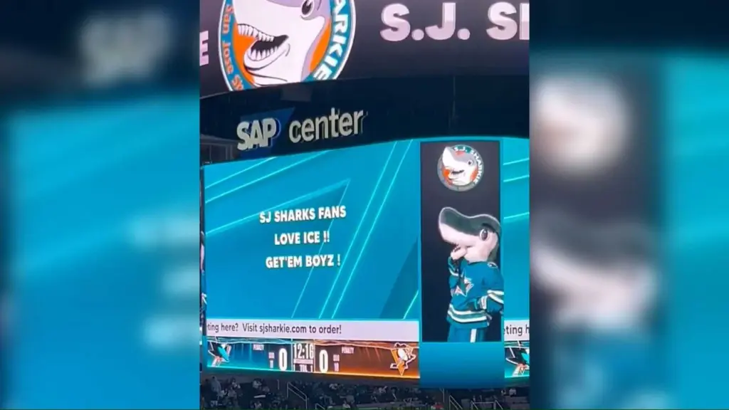 San Jose Sharks apologize for 'offensively worded message' displayed on scoreboard
