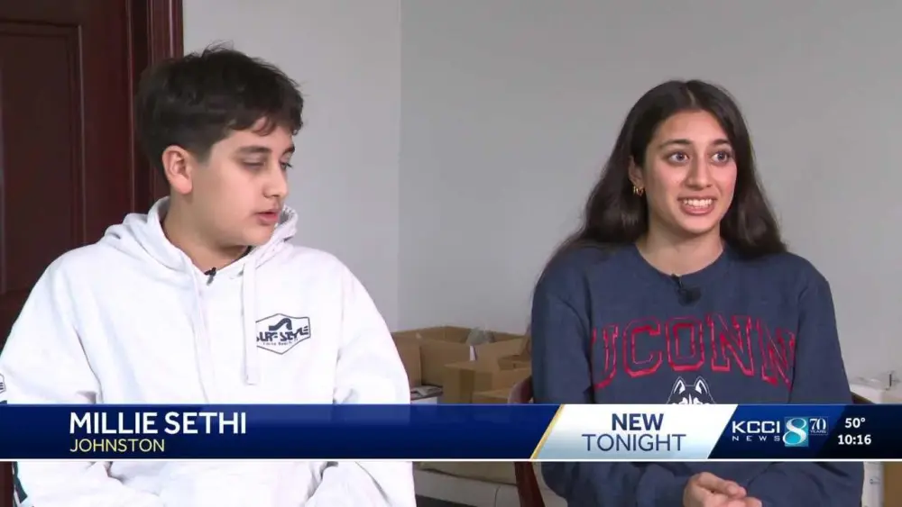 'We want to donate more': Siblings give 1,500 first aid kits to low-income families
