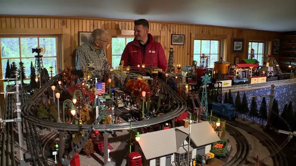 At 92, Maine man looks to pass on his beloved model train village