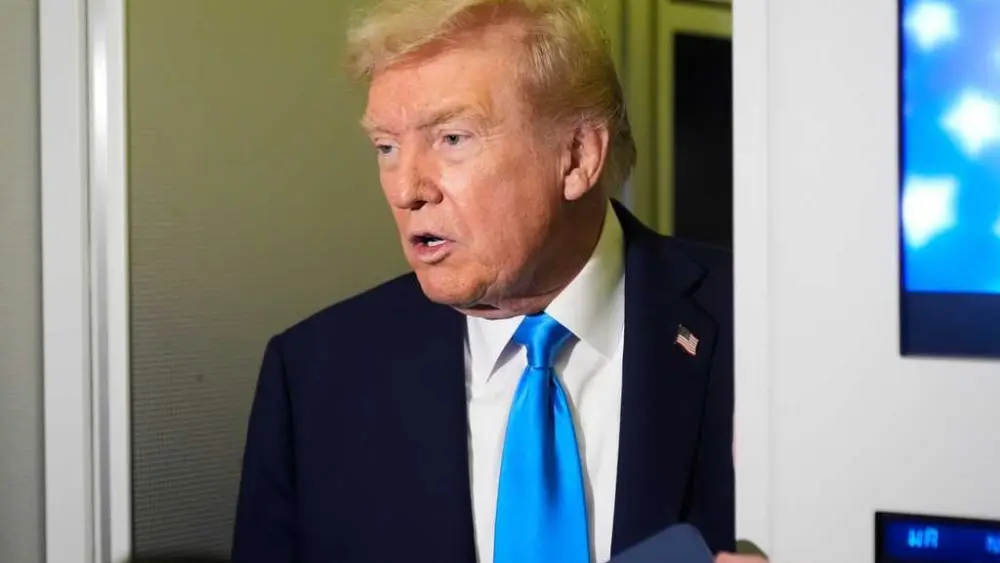 Trump threatens Canada with 10% extra import tax