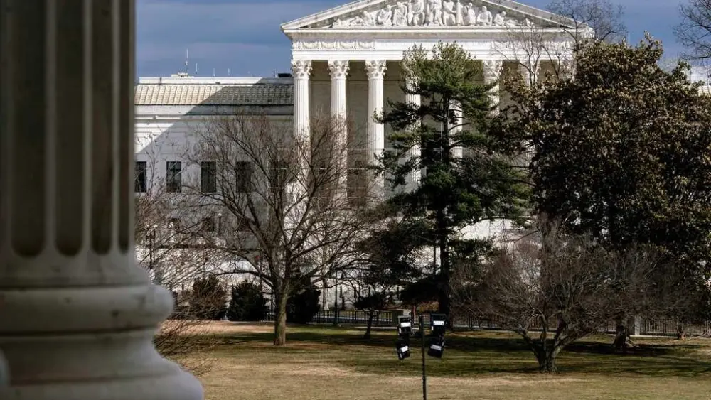 Trump administration asks the Supreme Court to allow it to fire head of US Copyright Office