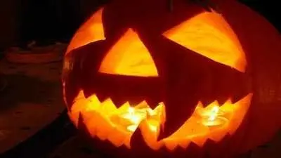 Police share suggested trick or treat time for Halloween night