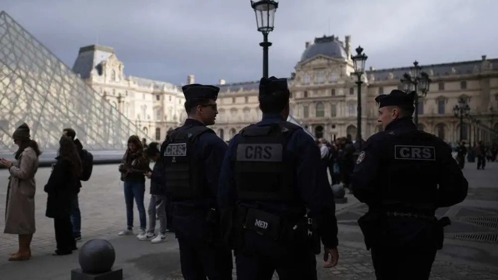 Paris prosecutor says 2 suspects in the Louvre heist 'partially' admit their participation