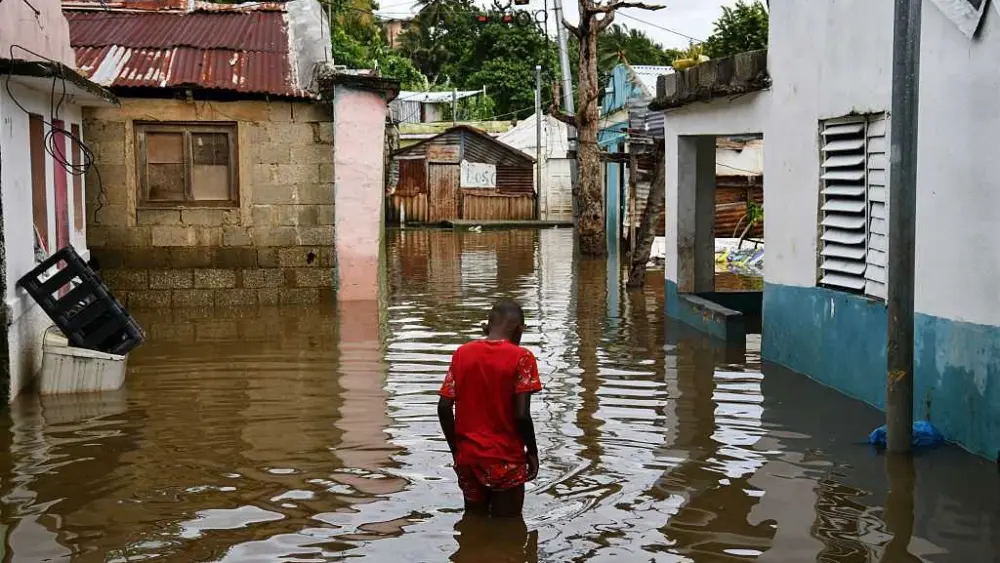 Phony AI-generated videos of Hurricane Melissa flood social media sites