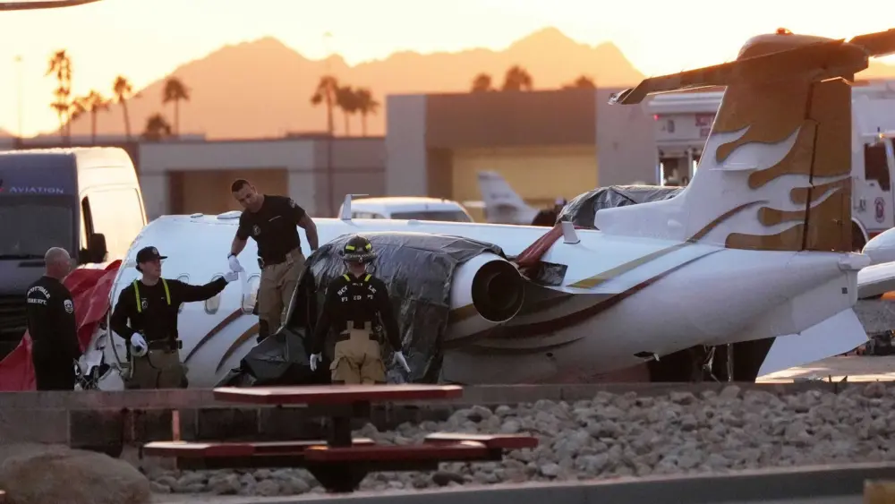 Investigation into crash of small jet owned by Mötley Crüe's Vince Neil prompts urgent NTSB recommendation