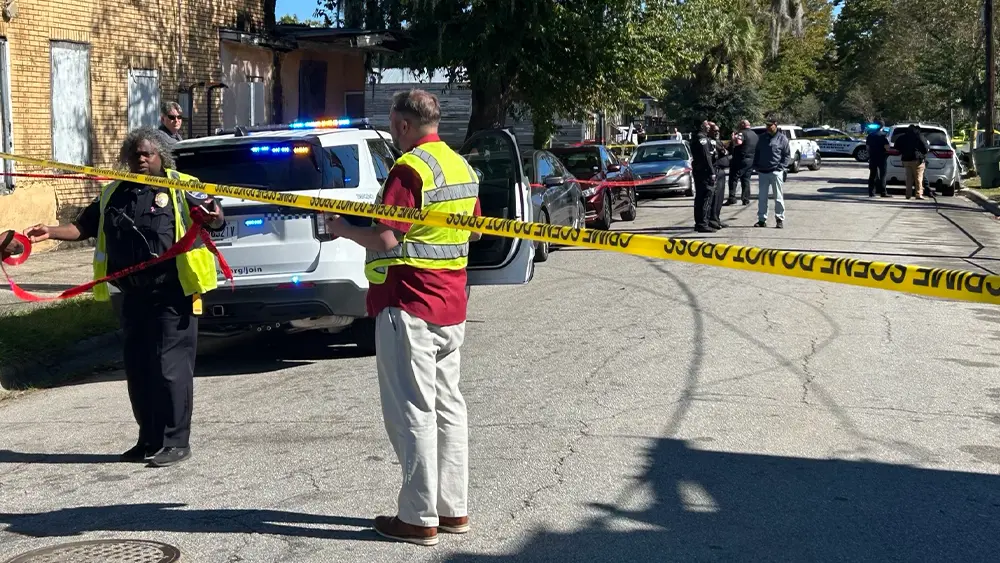 Police: Victim hospitalized in serious condition after shooting in Savannah