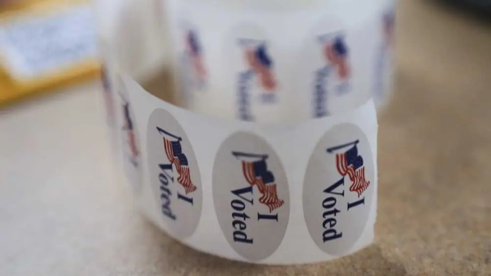 Federal judge rules Trump can't require citizenship proof on the federal voting form