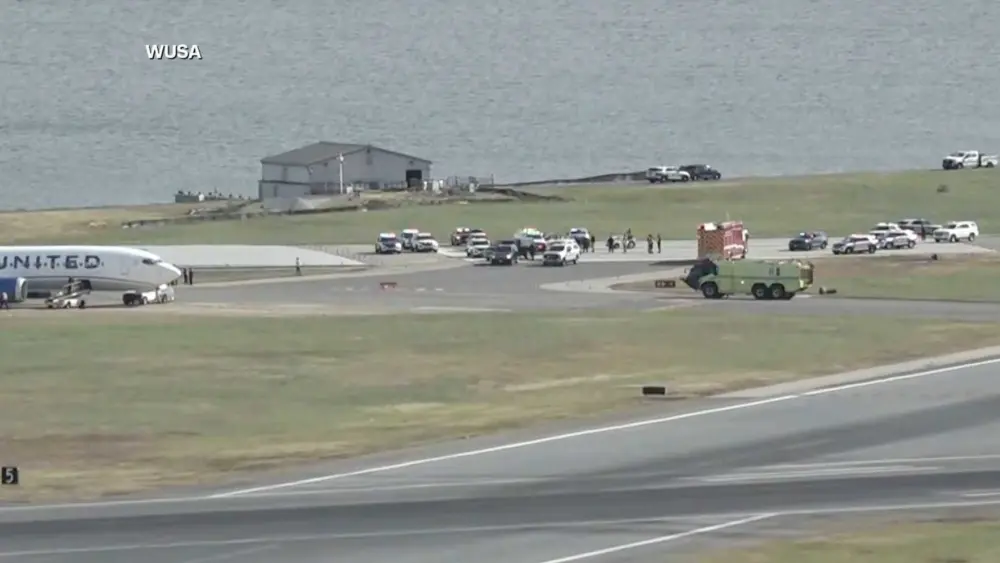 Ground stop at Reagan airport ends after reported bomb threat on United flight