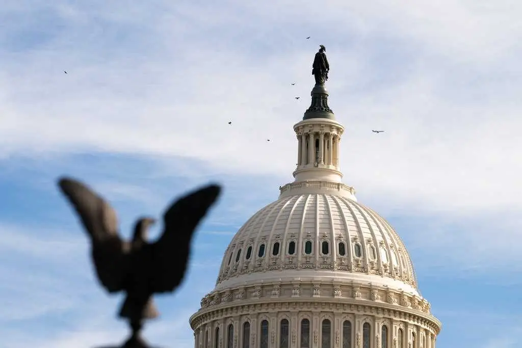 Government shutdown nears historic length as pressure mounts on Capitol Hill