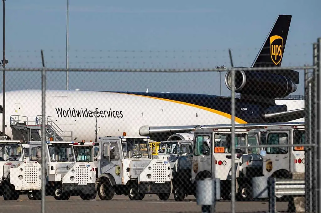 UPS and FedEx grounding MD-11 planes following deadly Kentucky crash