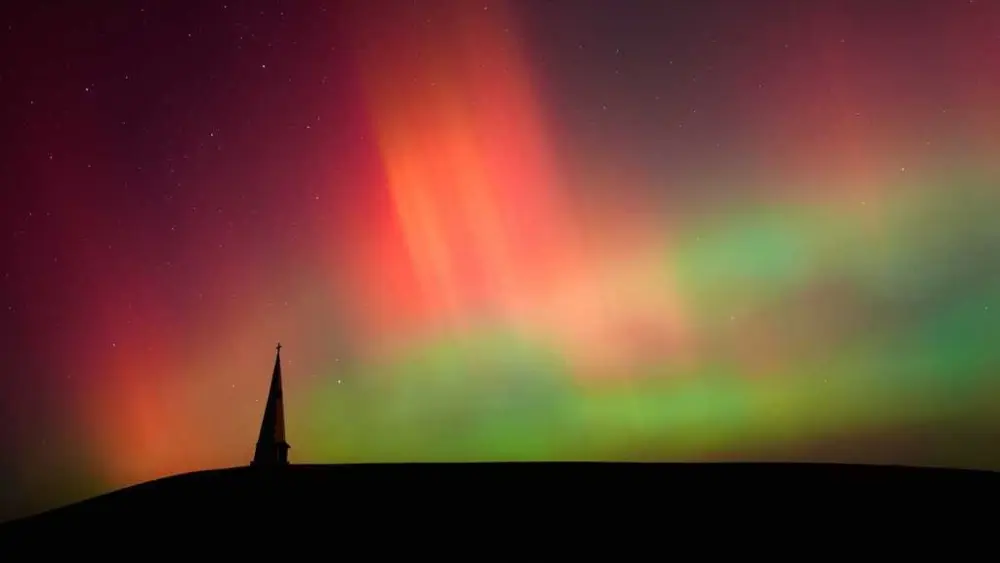 What are northern lights? Here's what to know about auroras.