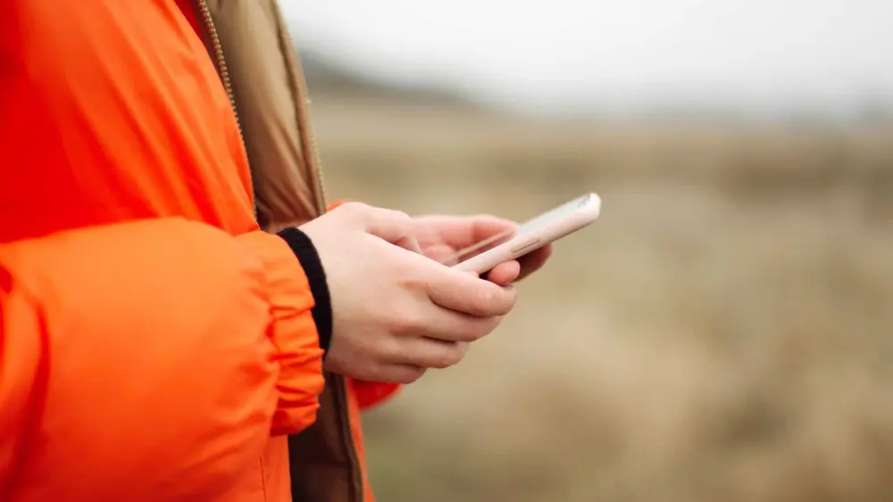 New Text to 911 service allows you to reach help without cell reception. Here's how it works