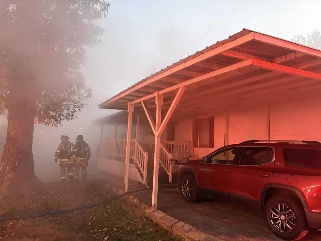 Six people displaced after fire in Savannah Saturday morning