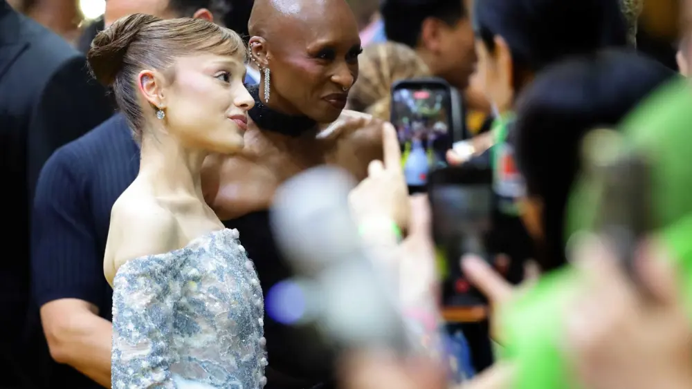 Serial intruder who accosted Ariana Grande at Wicked premiere in Singapore sentenced to 9 days in prison