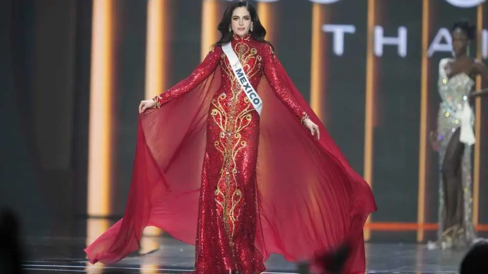 Mexico's bullied pageant contestant gets payback by capturing Miss Universe crown