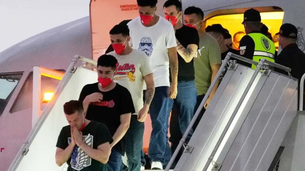 Trump officials and judge face off over flights to El Salvador in contempt probe