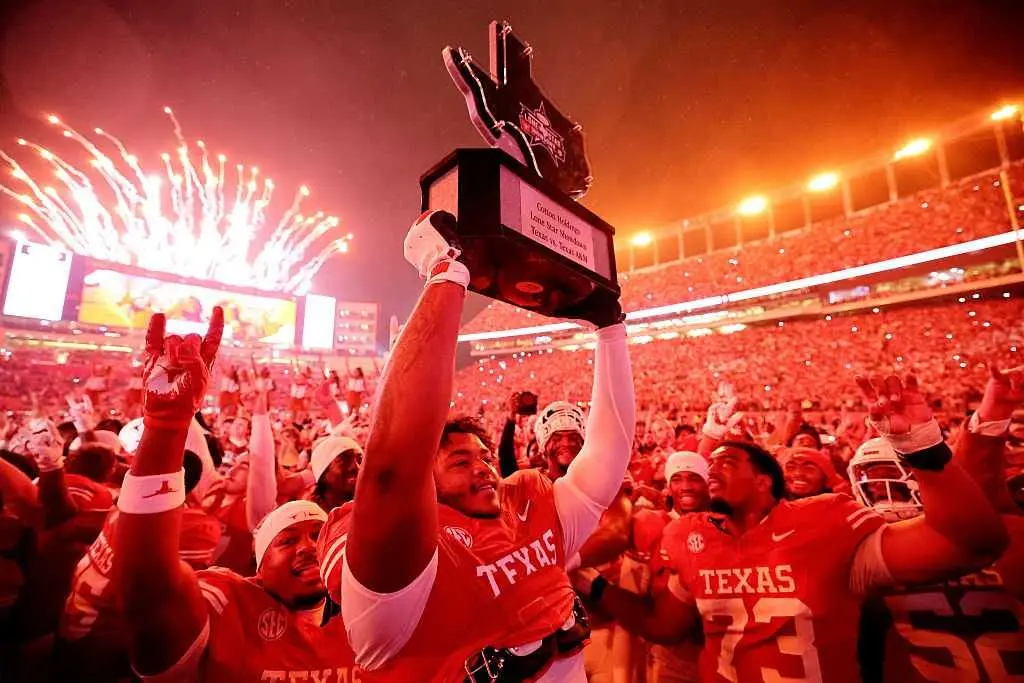 College football's final regular season day will set championship matchups in Big Ten, ACC, SEC