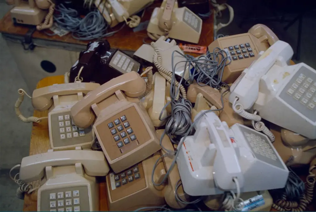 Americans in 1998 tried to predict 2025. Here's what they got right