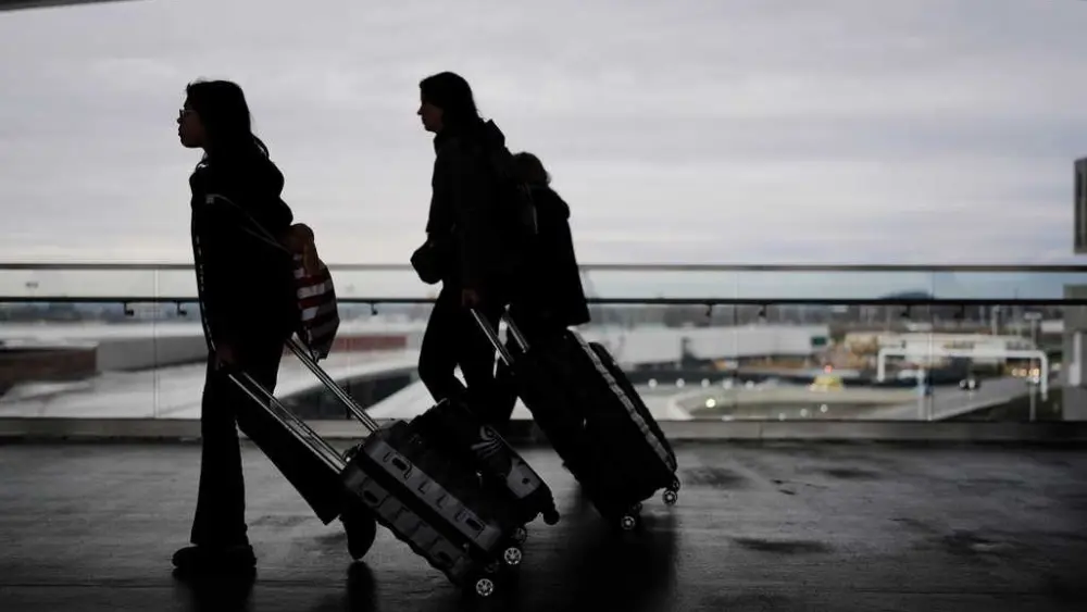 How to spot real savings on Travel Tuesday