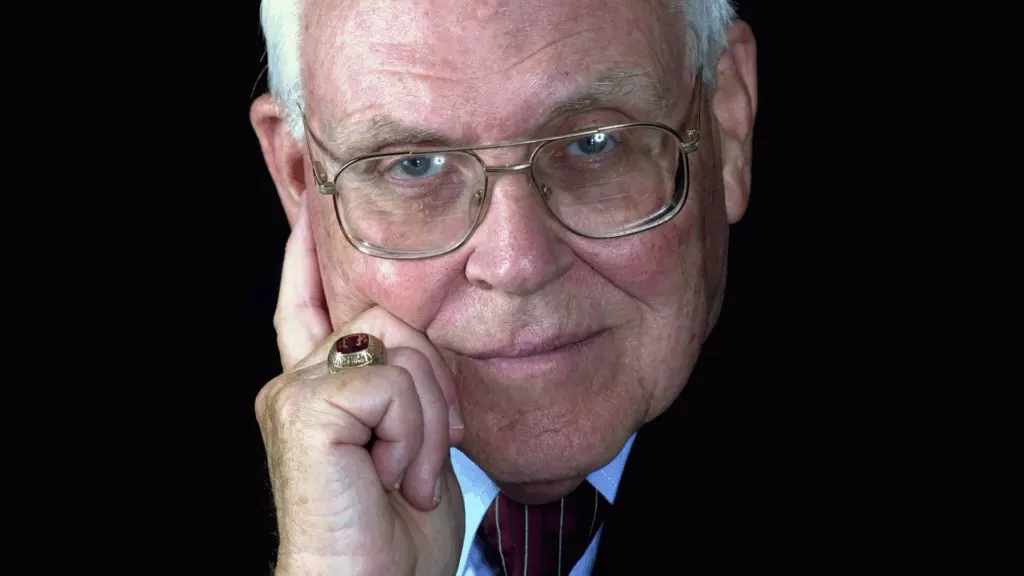 Roy Kramer, creator of SEC Championship, dies at 96