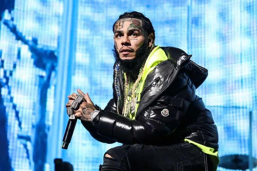 Rapper Tekashi 6ix9ine gets 3 months in prison for violating probation in gang case
