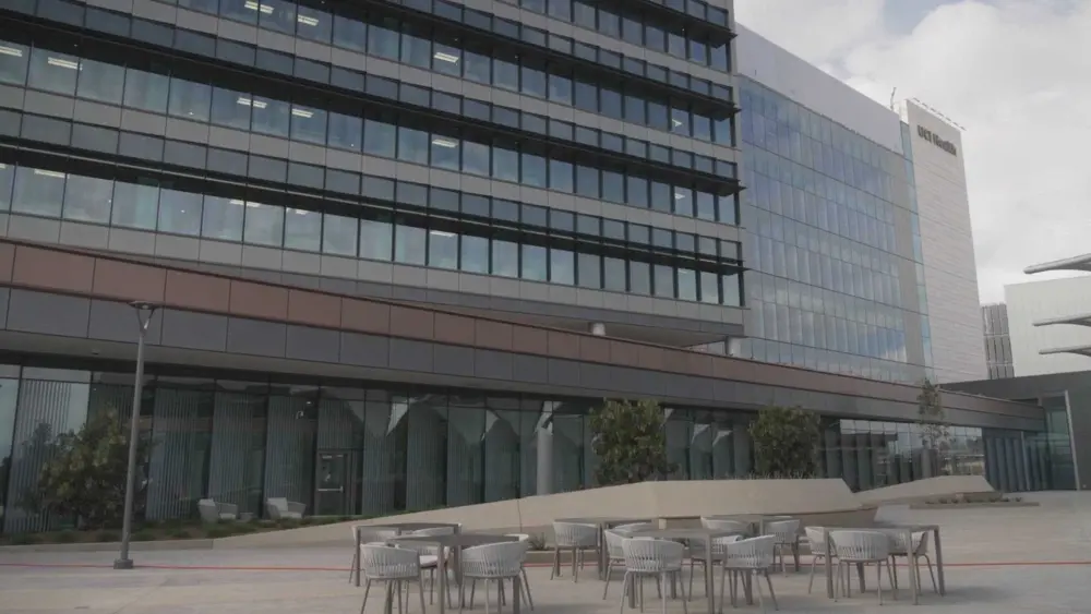 thumb_1920x1080-0000001-27