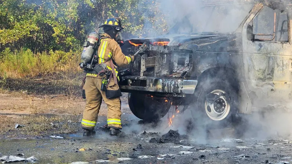 Fiery images of Fort Stewart crew's emergency response