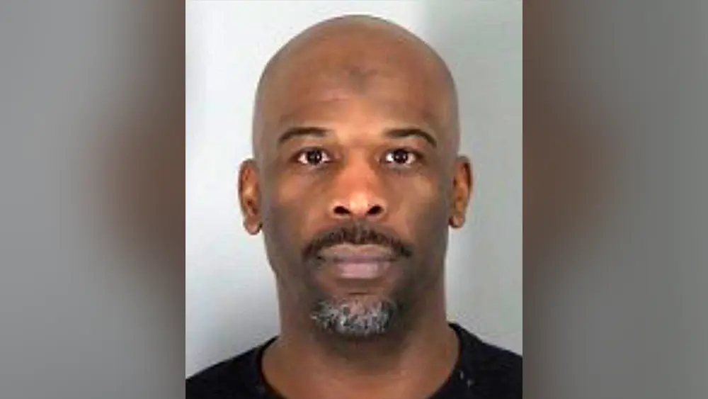 Coach arrested at South Carolina middle school basketball game
