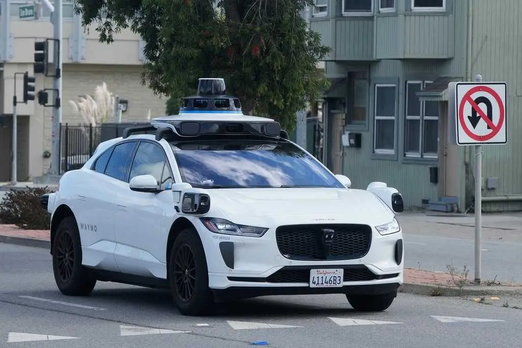 Woman gives birth in a self-driving vehicle in San Francisco, company says