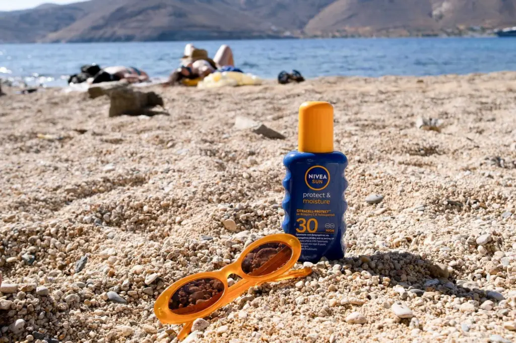 FDA proposes adding sunscreen ingredient commonly used in other parts of the world to list of permitted products