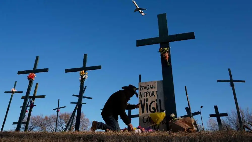 Senators seek to change bill that allows military to operate just like before the DC plane crash