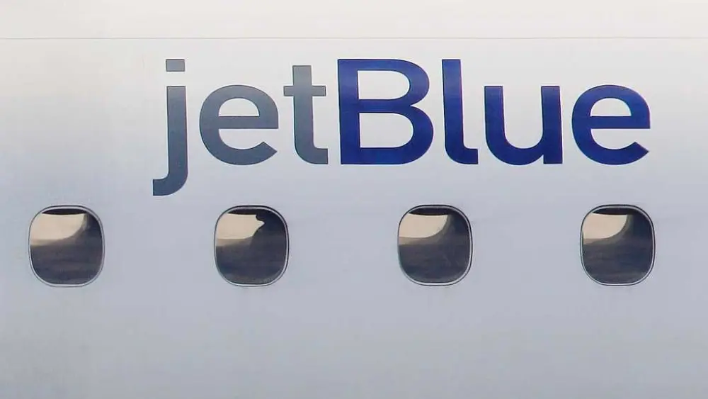 JetBlue flight near Venezuela avoids 'midair collision' with US Air Force tanker