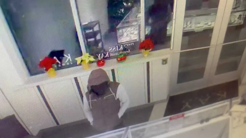 thumb_1280x720-0000001-11