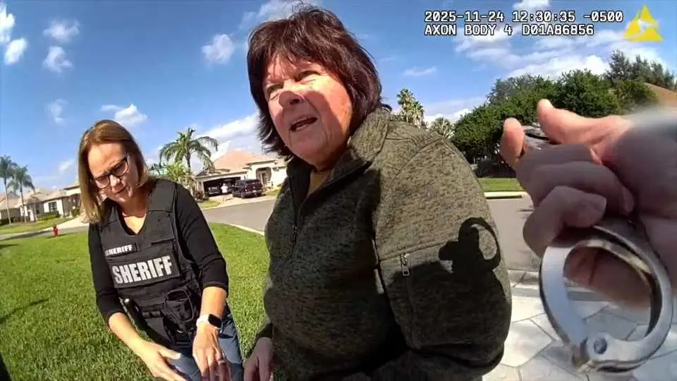 VIDEO | Decades after disappearing with her child, Kentucky mom arrested in Florida under fake name