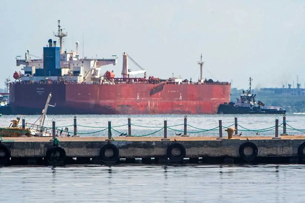 US forces stop a second merchant vessel off the coast of Venezuela, American officials say