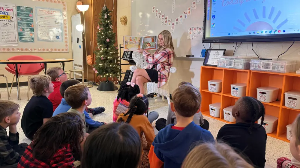 ‘She gives so much joy’: Richmond Hill Elementary Teacher Hope Maroney beloved by her students