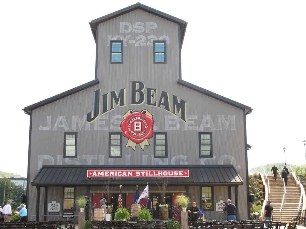 Cloudy future for bourbon has Jim Beam closing Kentucky distillery for a year