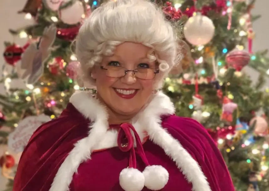 Mrs. Claus continues to spread holiday cheer in Coastal Georgia