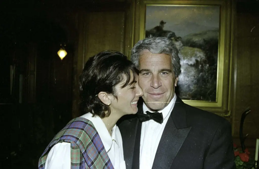 Epstein files reveal Ghislaine Maxwell used fake name, claimed to be journalist when buying NH home