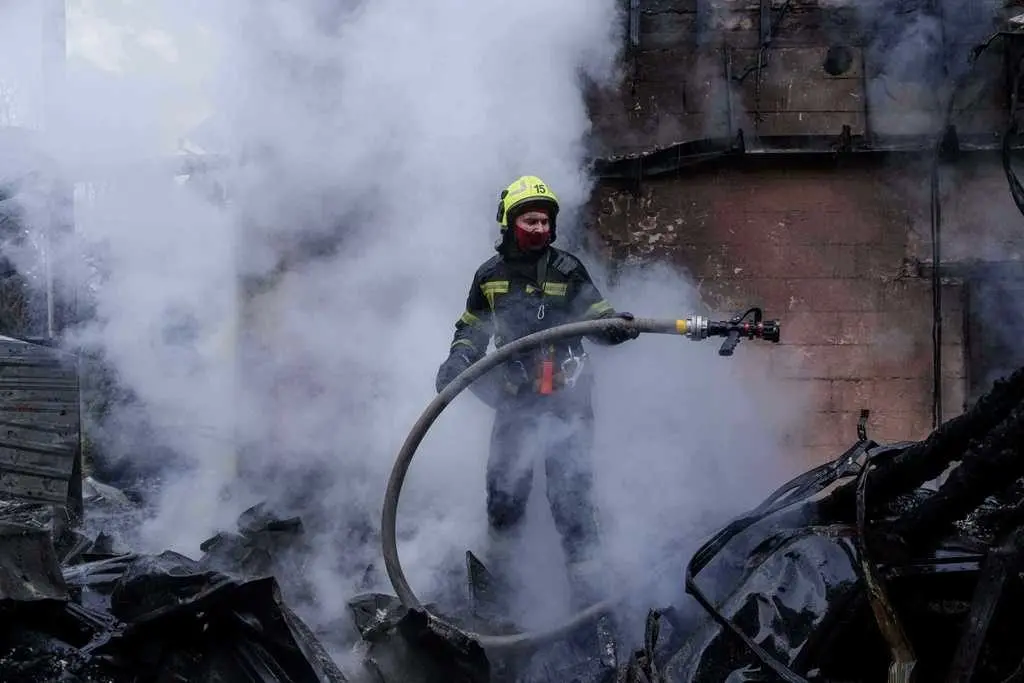 Russia attacks Kyiv with missiles and drones, killing 1 and wounding many ahead of Ukraine-US talks