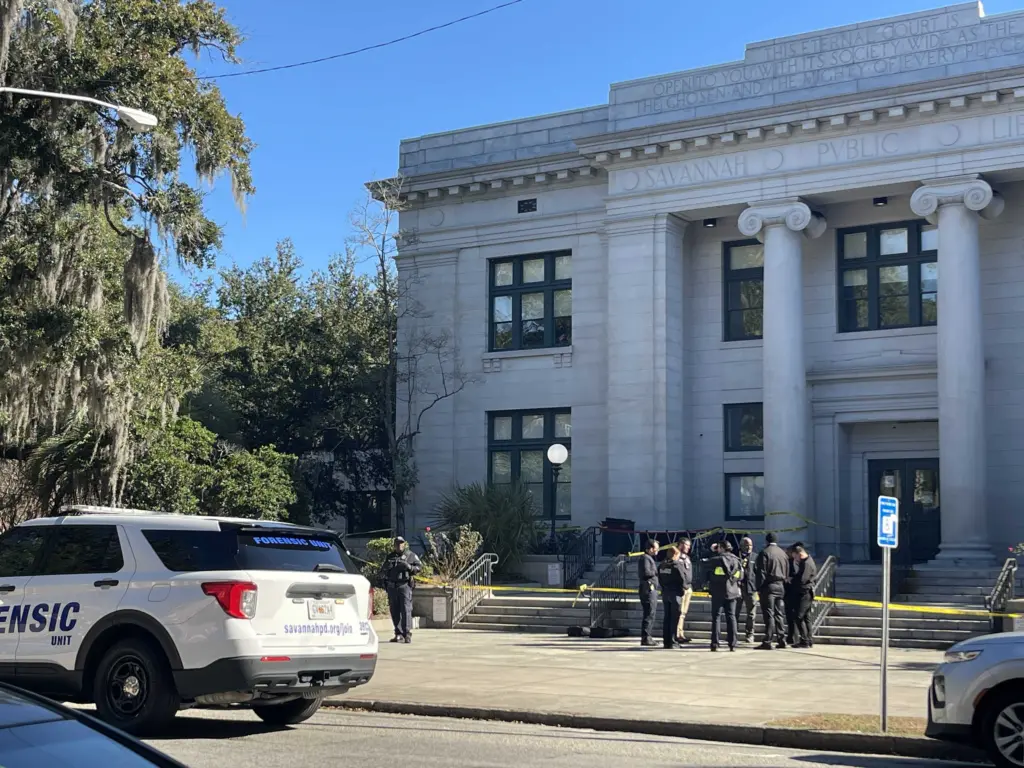 Police respond after body found in Savannah