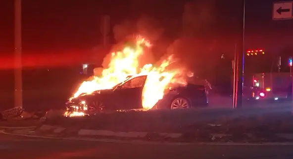 Highway reopens following Fiery Crash in Savannah