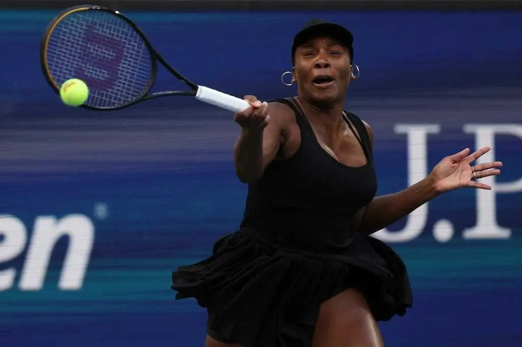 Venus Williams is back at the Australian Open 5 years after her last appearance, 28 after her 1st