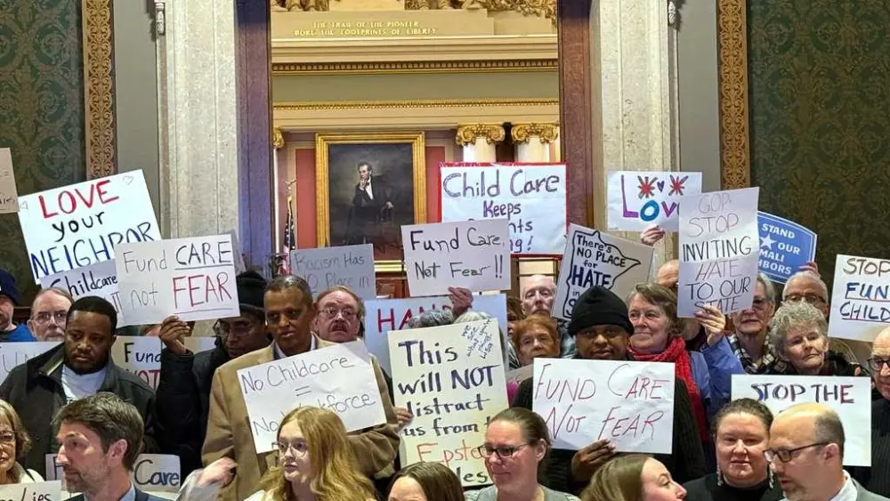 Minnesota has less than 1 week to provide documents to US government in child care fraud probe