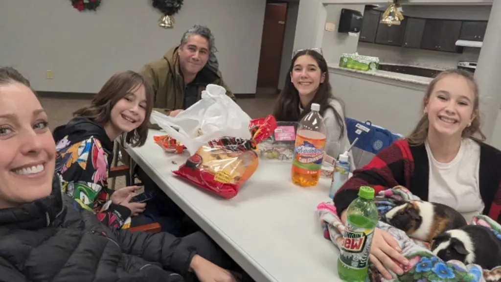 News We Love: Family finds refuge and kindness after blizzard traps drivers
