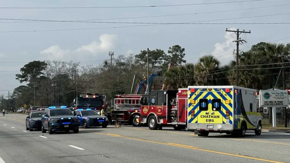 Deadly crash shuts down traffic along Highway 80 in Garden City