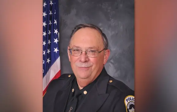 Officers honored for saving colleague who collapsed while delivering Christmas gifts