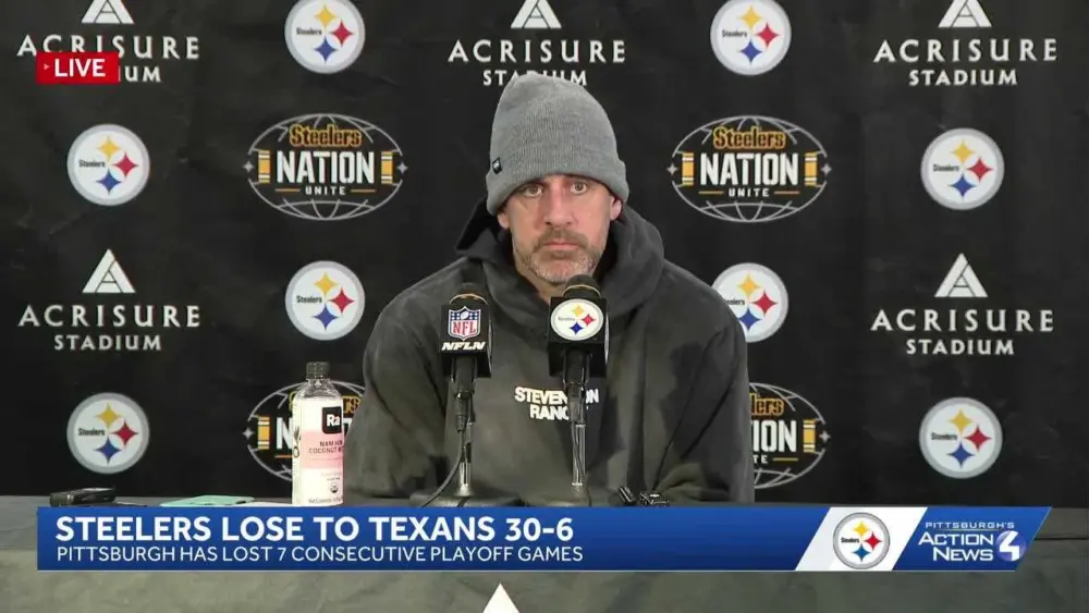 Aaron Rodgers' NFL future still up in the air: 'No emotional decisions'