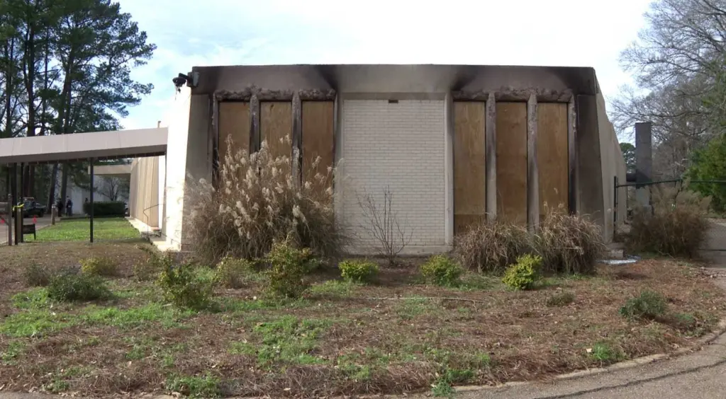 Mississippi synagogue arson suspect faces new hate-crime-related charge