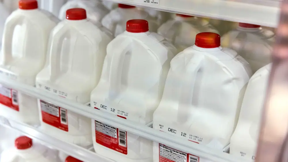 Whole milk now allowed in school lunches as Trump signs bill reversing limits